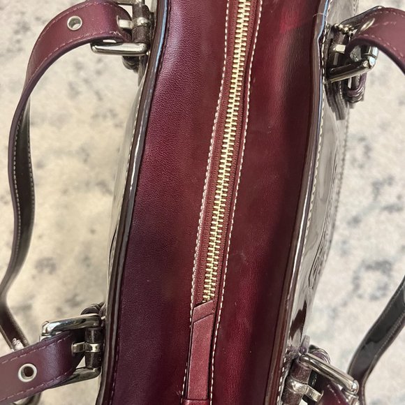COACH Gallery Burgundy Patent Leather Wingtip Tote Purse G0773 - F11519 - Picture 6 of 8